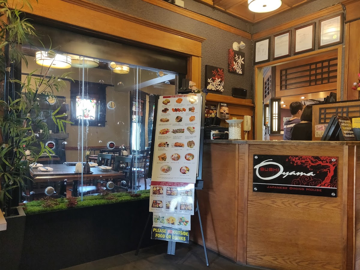 Sushi Oyama-1